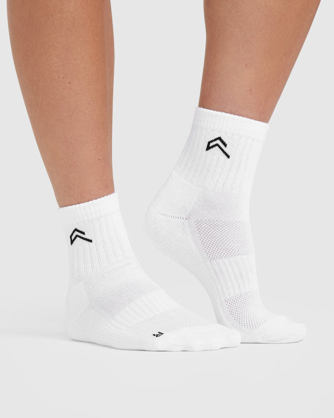 MID_CREW_SOCK_WHITE_02_650x.jpg