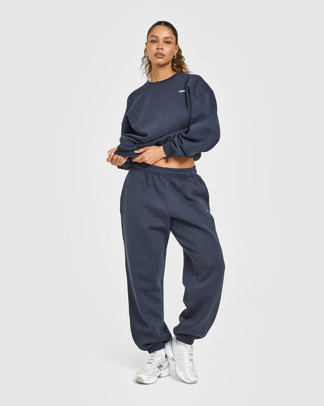 NOOS_FOUNDATIONS_OVERSIZED_SWEATSHIRT_TRUEBLUE_250813_PDP_1440x1800_03_cecb415d-621c-4abc-b162-202ab8b429bd_650x.jpg