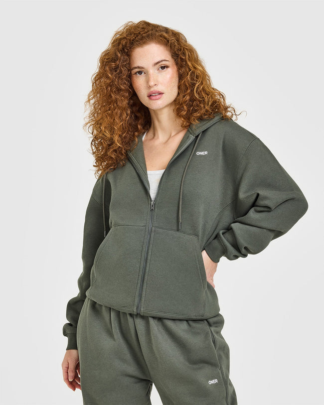 NOOS_FOUNDATIONS_ZIP_THROUGH_HOODIE_DARKKHAKI_250715_PDP_1440x1800_01_650x.jpg