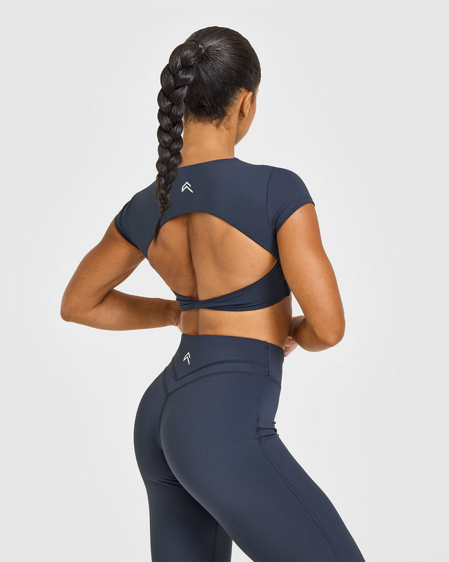 NOOS_UNIFIED_TWIST_FRONT_CROP_TOP_TRUEBLUE_250729_PDP_1440x1800_02_650x.jpg