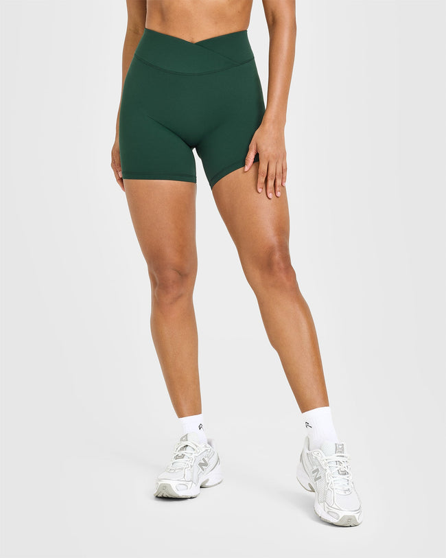 NOOS_UNIFIED_WRAP_SHORTS_RACINGGREEN_250728_PDP_1440x1800_01_650x.jpg