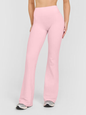 SOFTMOTION FLARED BOTTOMS WITH WHITE LOGO