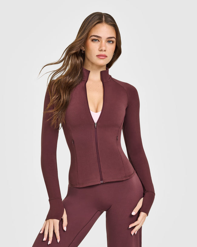 OAXMIA_SOFTMOTION_JACKET_VELVETMOCHA_251001_PDP_1440x1800_01_650x.jpg