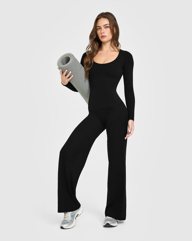 OAXMIA_SOFTMOTION_SCOOP_NECK_LONG_SLEEVE_TOP_BUILT_IN_BRA_SHELF_BLACK_251001_PDP_1440x1800_03_650x.jpg
