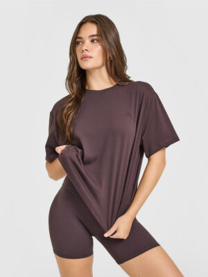 CLASSIC OVERSIZED LIGHTWEIGHT T-SHIRT