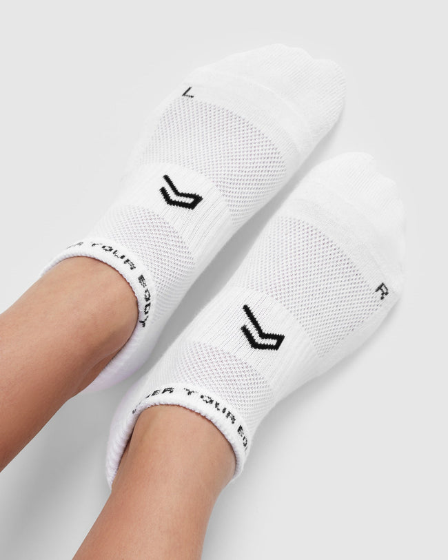 TRAINER_SOCK_GREY_WHITE_BLACK_03_650x.jpg