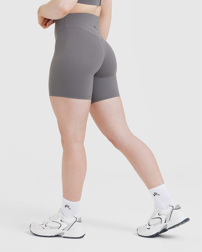 UNIFIED_HIGH_WAISTED_SHORT_ASH_GREY_PDP_1440x1800_02_607b9e55-0702-4598-a390-9d4eb3c49016_650x.jpg