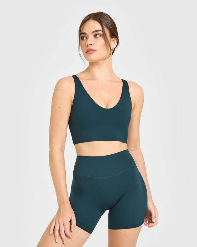 WINTER_SEASONAL_SOFTMOTION_LONGLINE_SPORTS_BRA_OILBLUE_250827_PDP_1440x1800_01_d3e1a78a-7ac8-4755-80cb-bdc6b27916e3_650x.jpg