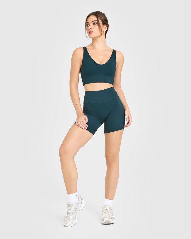 WINTER_SEASONAL_SOFTMOTION_LONGLINE_SPORTS_BRA_OILBLUE_250827_PDP_1440x1800_03_cf3263e4-9907-493d-8ca8-057187d7c35f_650x.jpg